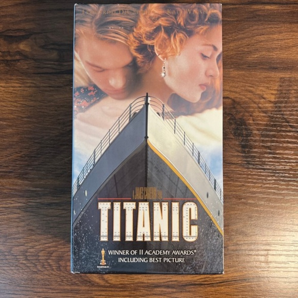 Titanic 1997 VHS 2-Tape Set Factory Sealed NEW Paramount Leonardo DiCaprio